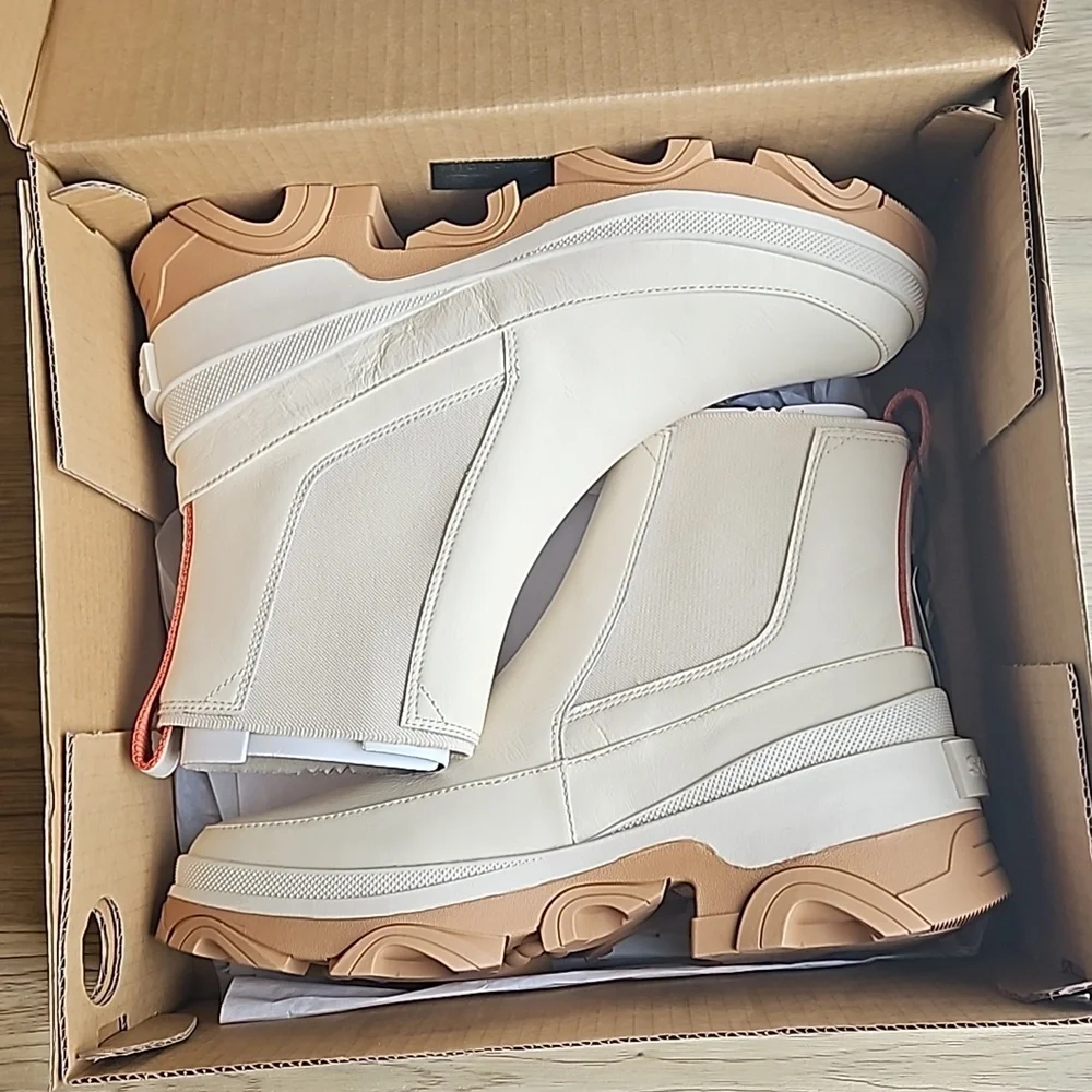 Sorel Cream Leather Brex Chelsea Boots 11 NWT